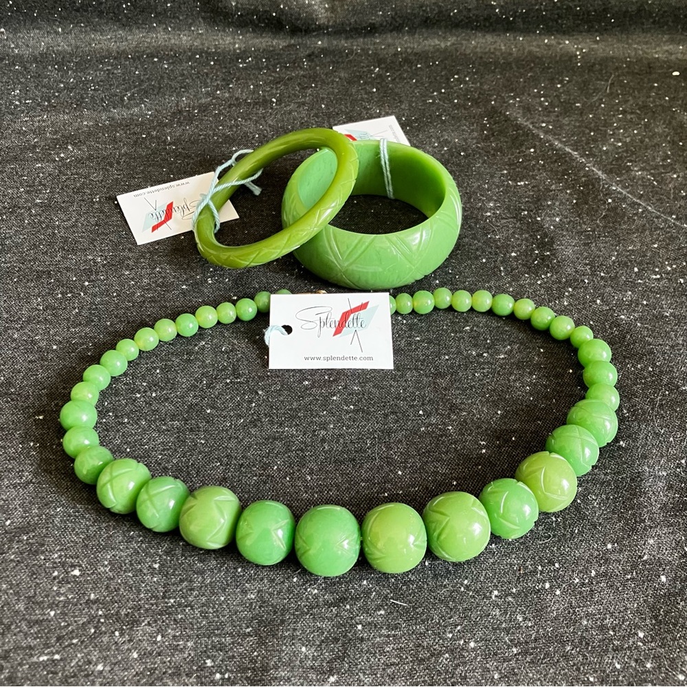 Splendette Sage Fakelite Bangle & Necklace Set